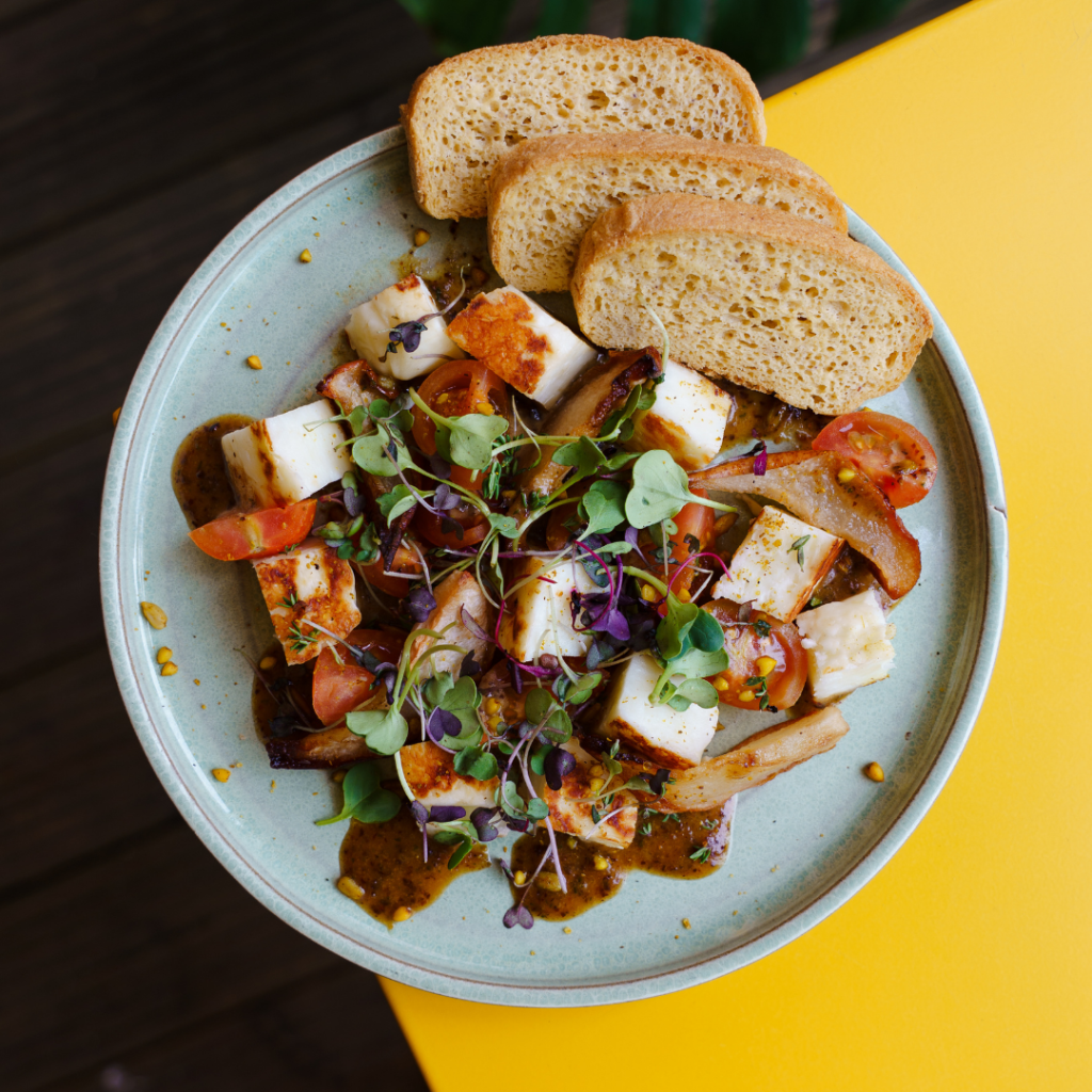 halloumi com pera grelhada